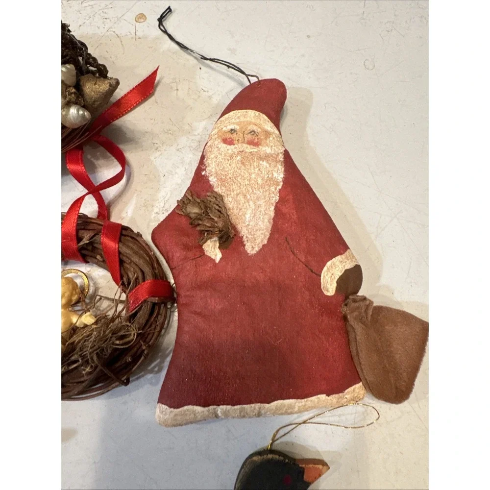 Vintage lot 9 Mixed Christmas Tree Ornaments Mouse Bird Nest Santa Sheep Kitschy
